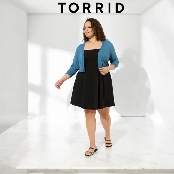 NWOT, Torrid, Tissue Weight 3/4 Sleeve Shrug Sweater, Size 4, Blue 🧶 - Picture 1 of 10